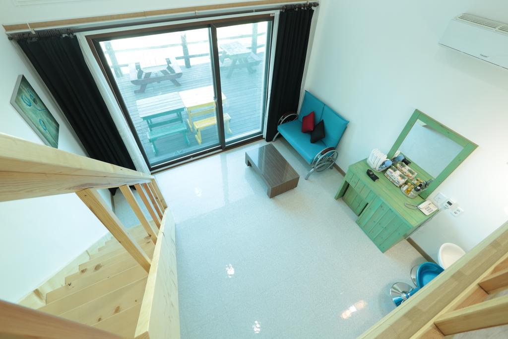 Gangneung Sea View Pension Bagian luar foto