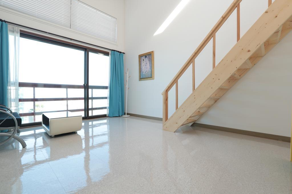 Gangneung Sea View Pension Bagian luar foto