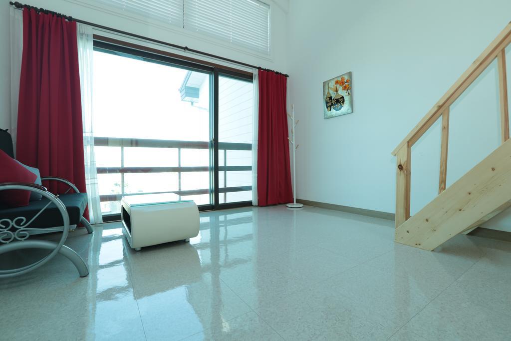 Gangneung Sea View Pension Bagian luar foto